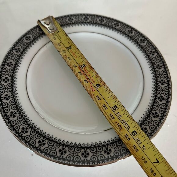 7 brand new Noritake Segovia 6.5” side Salad Plates - Picture 3 of 5